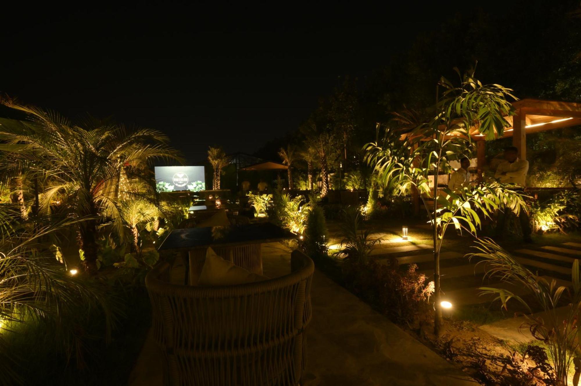 Vintclub Resort Лакнау Екстериор снимка