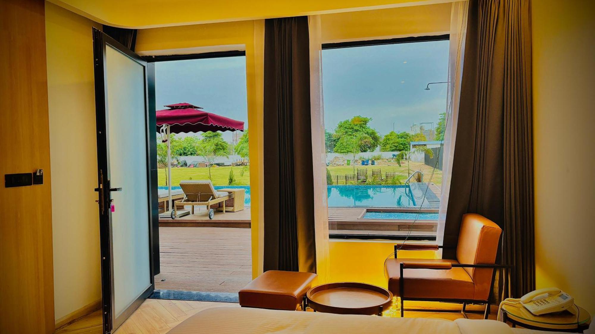 Vintclub Resort Лакнау Екстериор снимка