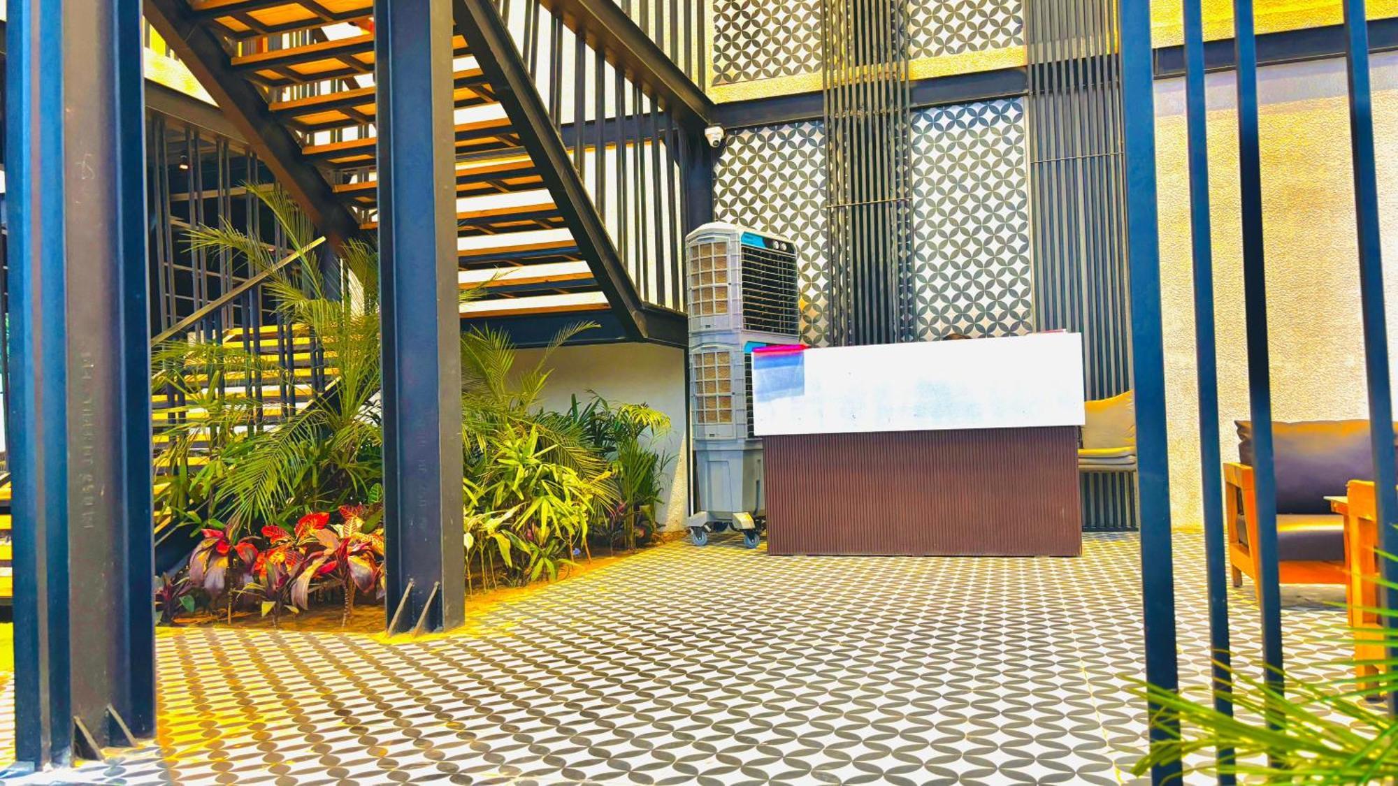 Vintclub Resort Лакнау Екстериор снимка